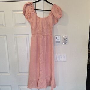 Chic Blush Puff Sleeve Midi Dress